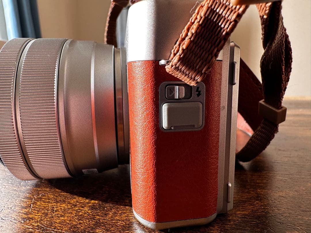 富士フィルム X-A5 ミラーレスカメラ レンズ付き