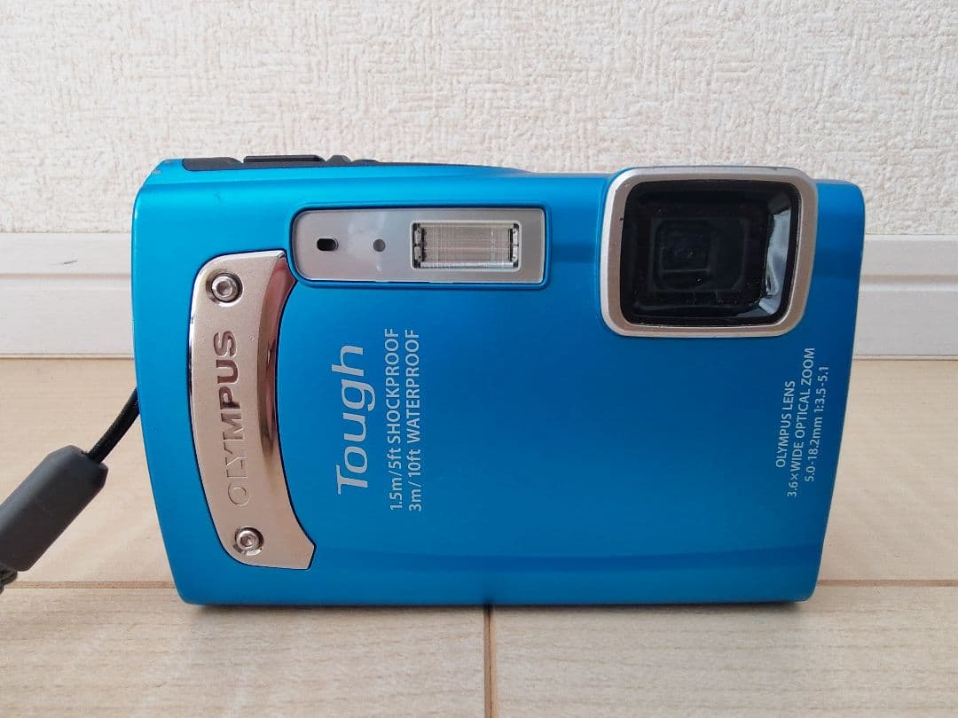 OLYMPUS TG-320 青 15m防水 付属品あり、オマケ付き