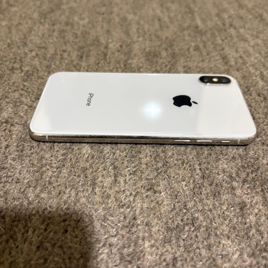 元*樹様 Apple iPhone X シルバー 本体　64GB