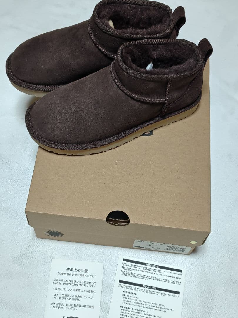 UGG 　新品　クラシックウルトラミニ　ブラウン