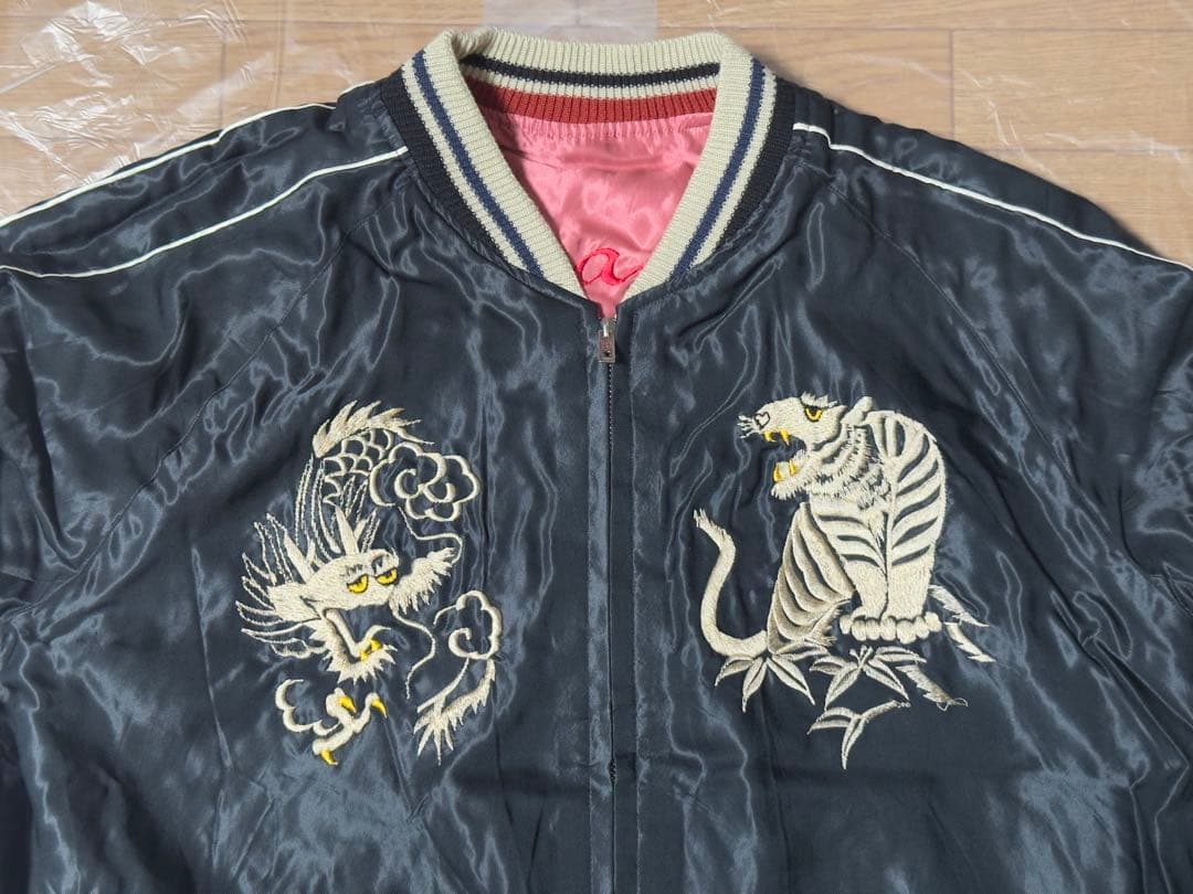 【一時的に値下げ】2022年秋冬 テーラー東洋 スカジャン サテン 龍 白虎