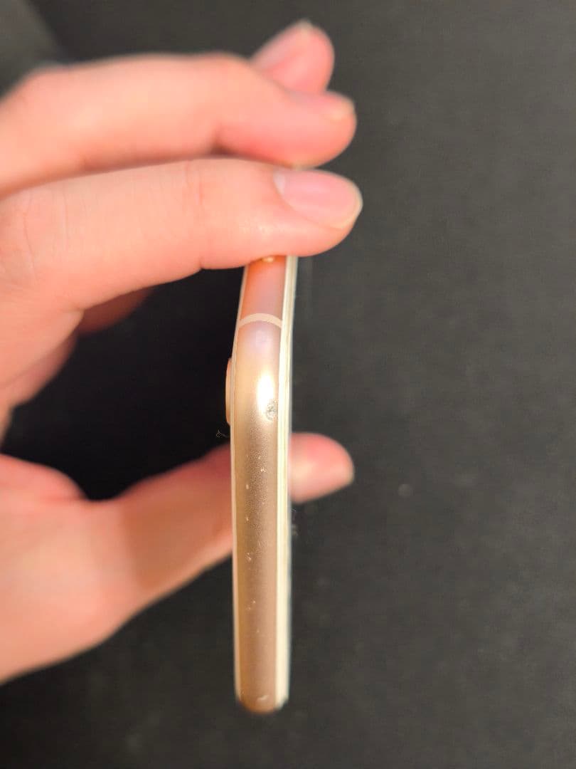 Apple iPhone 8 ゴールド 本体 64gb MQ7A2J/A