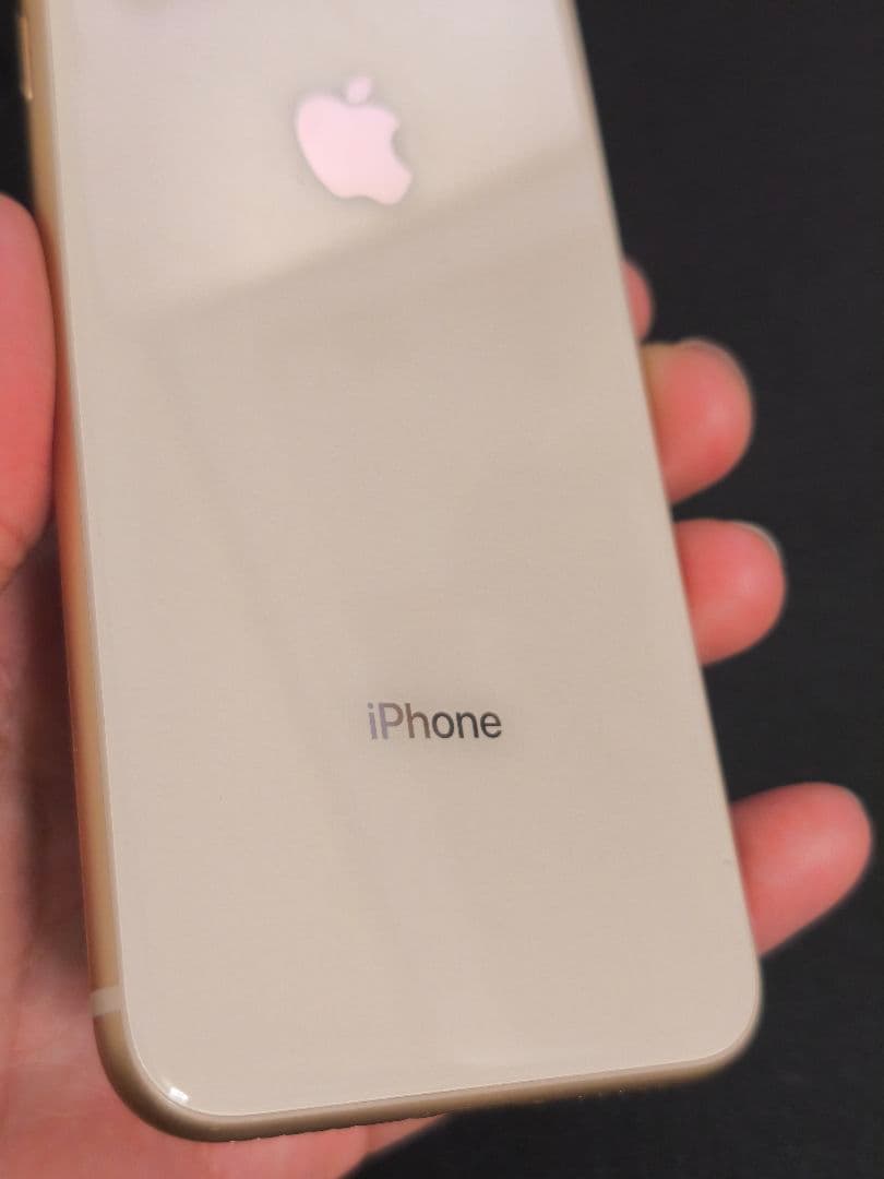 Apple iPhone 8 ゴールド 本体 64gb MQ7A2J/A