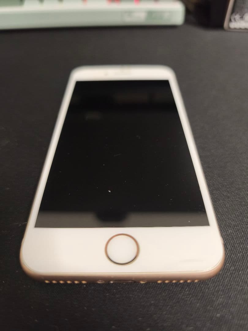 Apple iPhone 8 ゴールド 本体 64gb MQ7A2J/A