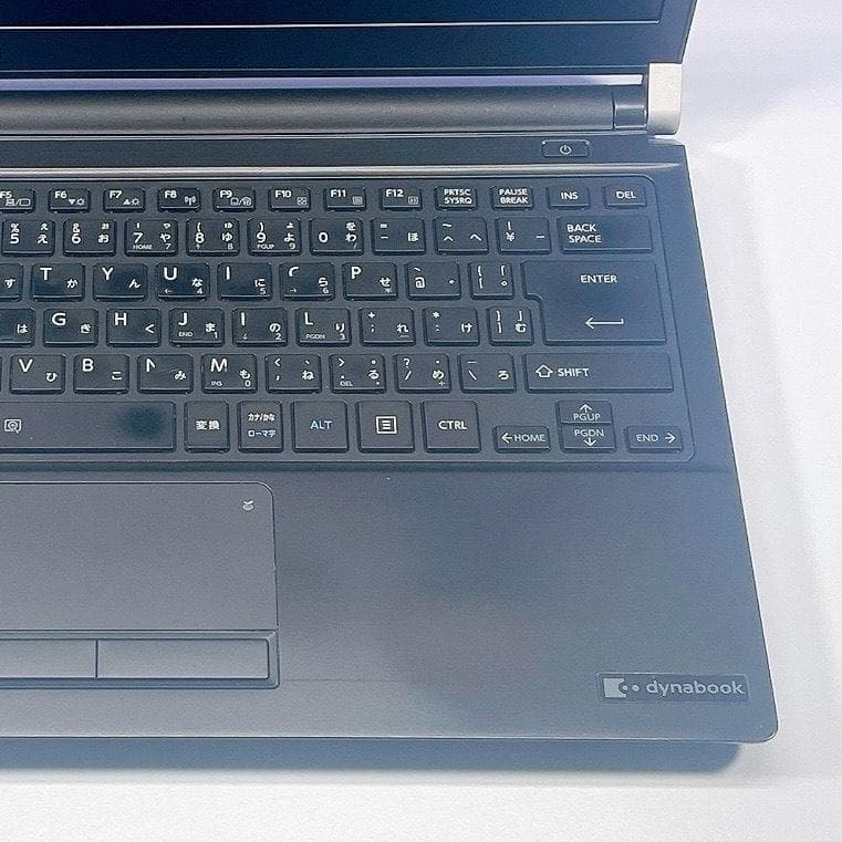 小型軽量！即利用OK✨Win11✨快適SSD✨東芝カメラ付小型ノートパソコン軽量