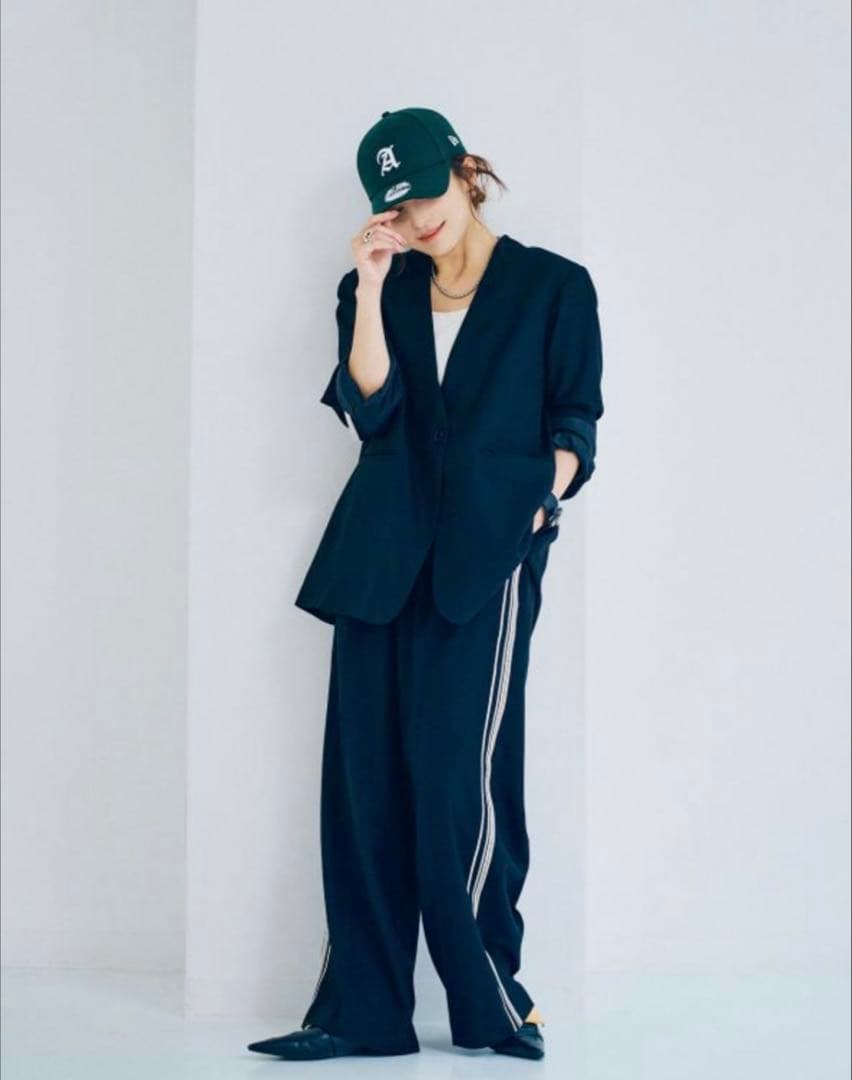 ノーカラージャケットとサイドラインパンツ40 セットアップ