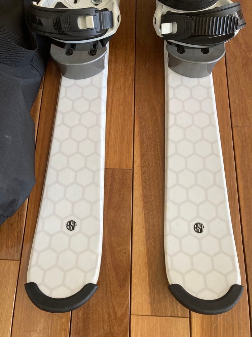【美品】ショートスキー(ファン) スノーボードブーツ用　ケース付JOYRIDE