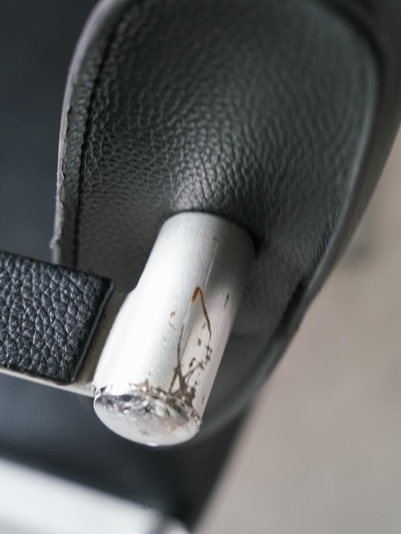 postmodern vintage レザー アームチェア ミッドセンチュリー