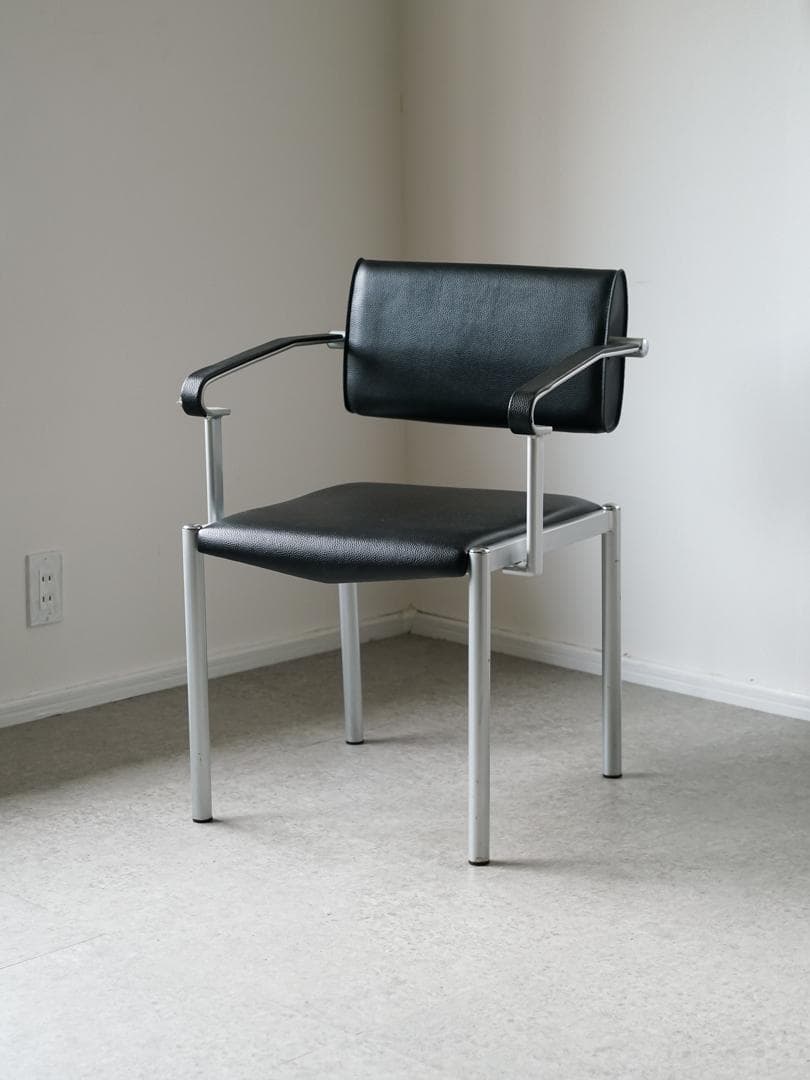 postmodern vintage レザー アームチェア ミッドセンチュリー