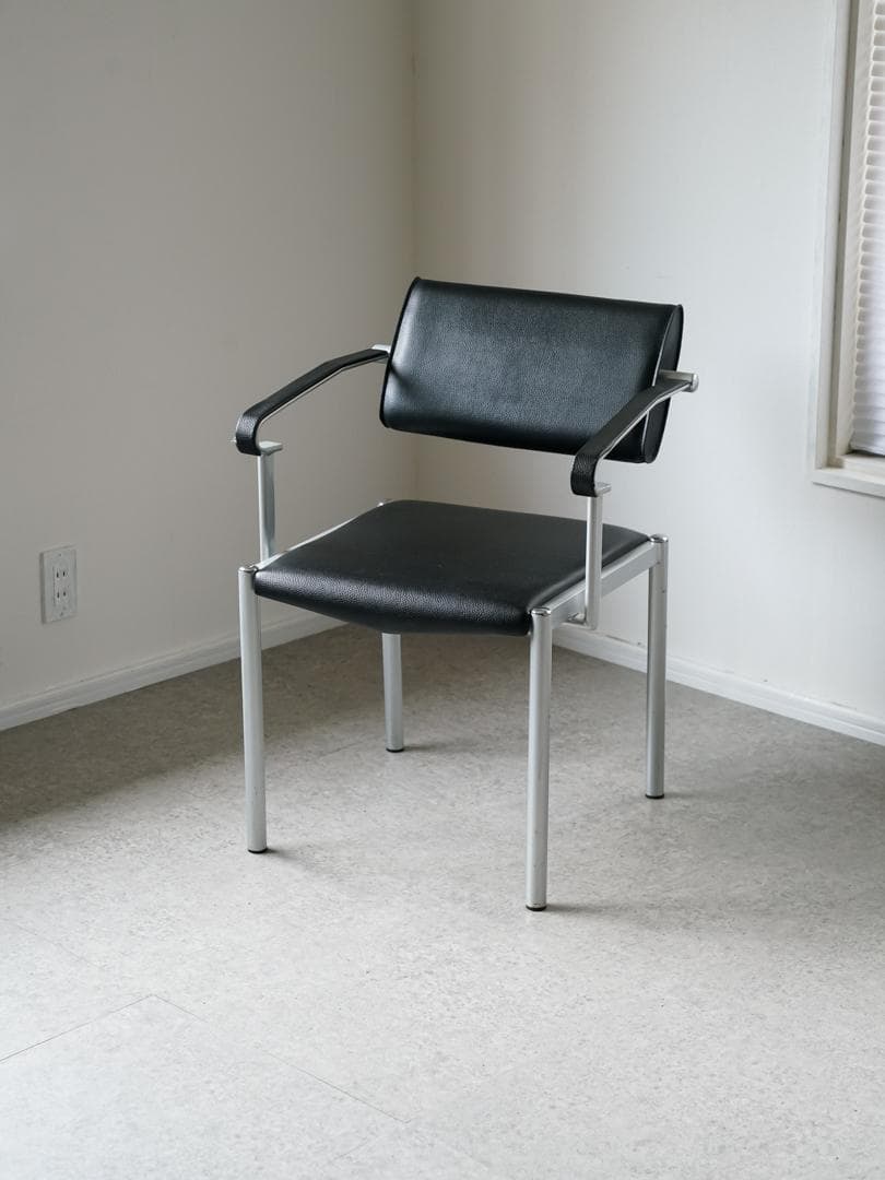 postmodern vintage レザー アームチェア ミッドセンチュリー