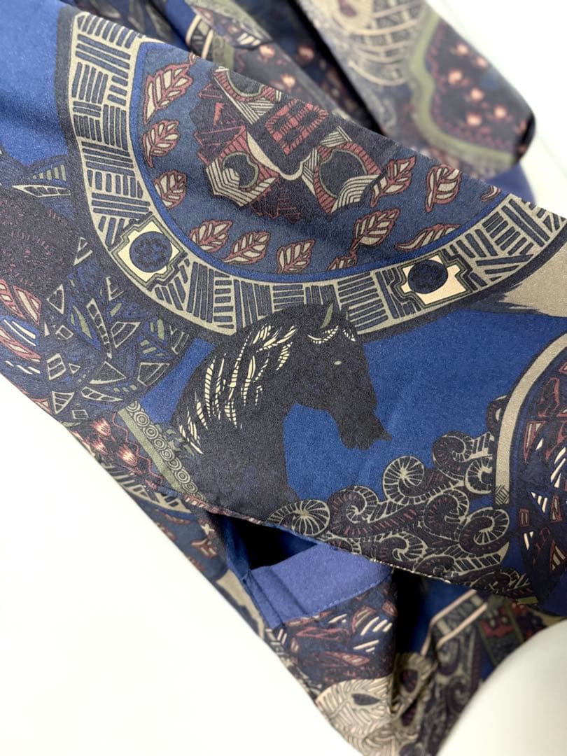 90sヴィンテージ 総柄シャツ 抽象柄 アートプリント 馬柄 イタリア製 古着