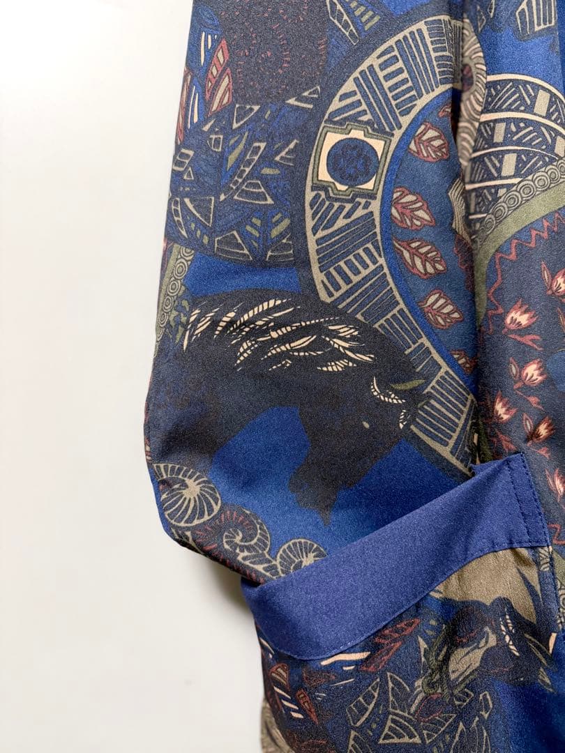 90sヴィンテージ 総柄シャツ 抽象柄 アートプリント 馬柄 イタリア製 古着