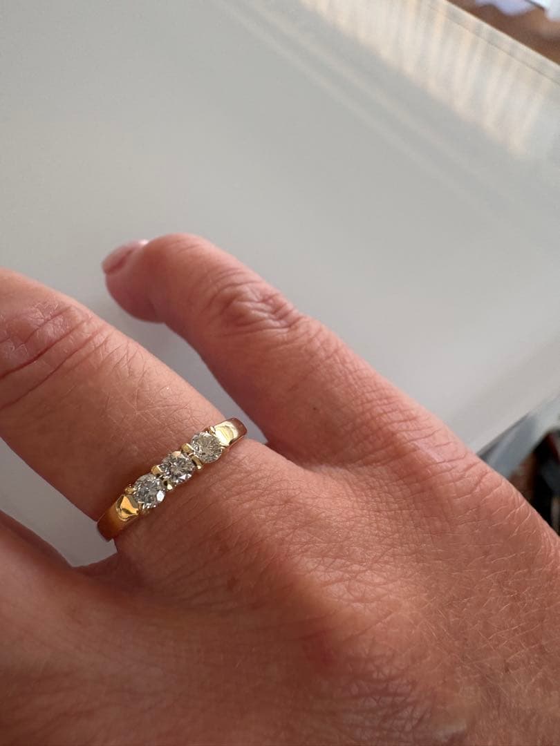 k18ゴールド✨メレダイヤ3石0.3ctリング✨新品仕上げ済み❣️