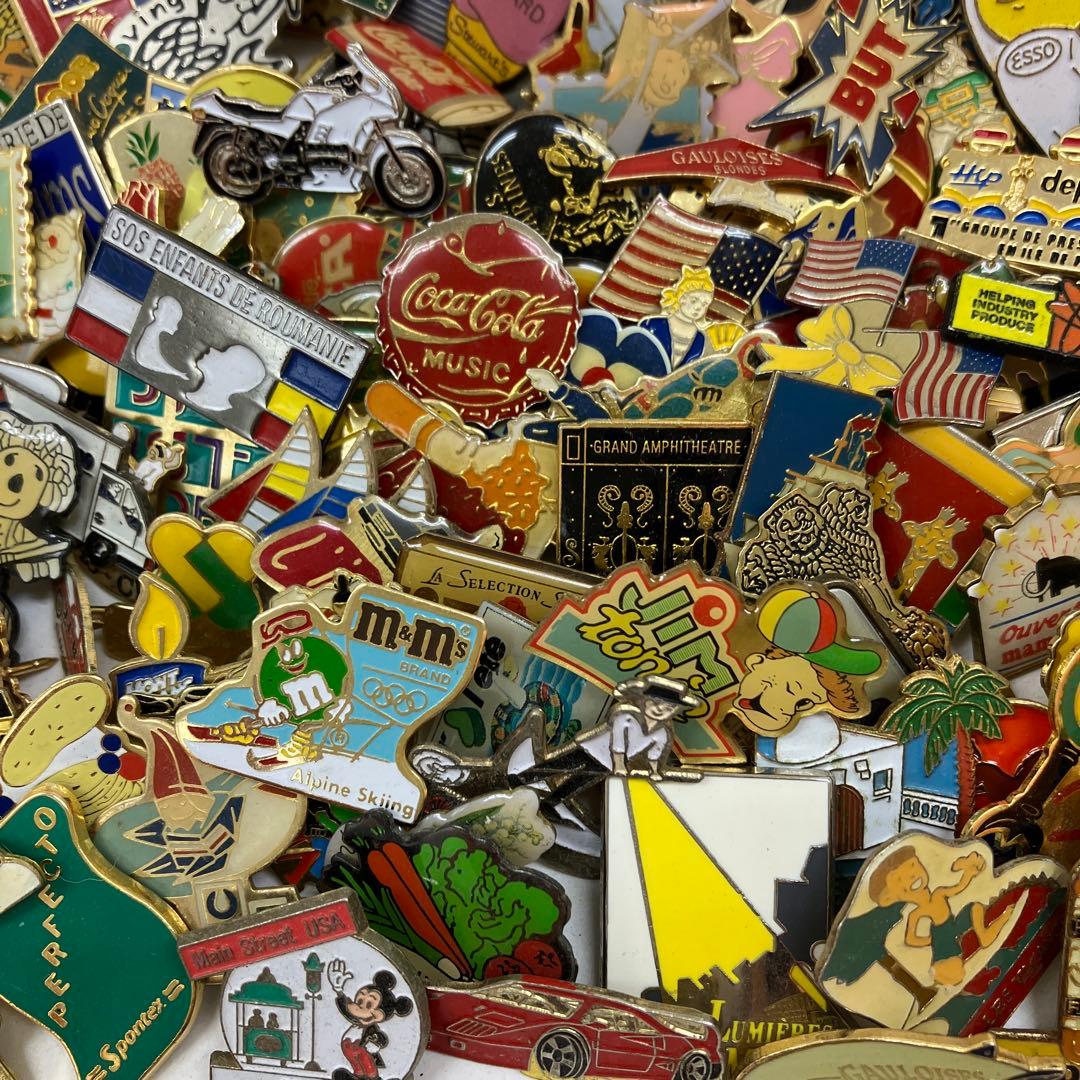 フランス雑貨★ピンバッジ大量250個セット★WJC01