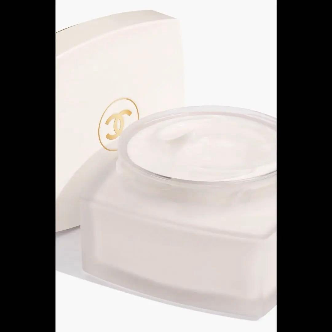シャネル　CHANEL ココマドモアゼル　ボディークリーム