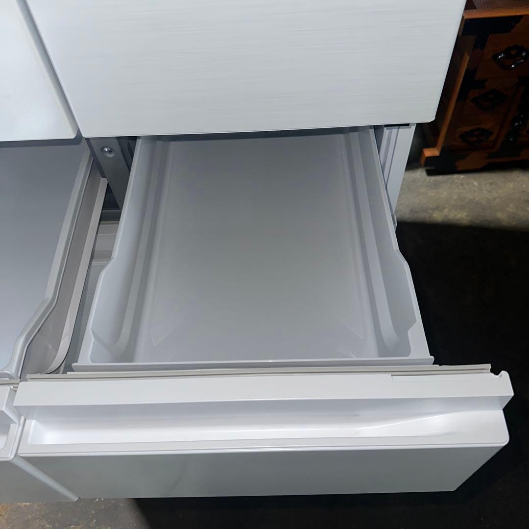 S*i様 HITACHI 冷蔵庫 ホワイト ダブルドア