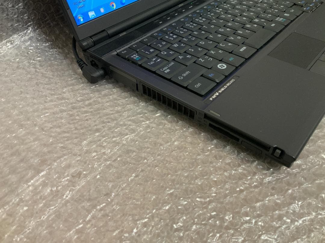 Windows7 32bit/富士通/4GB/Core2Duo/FMVMGA75