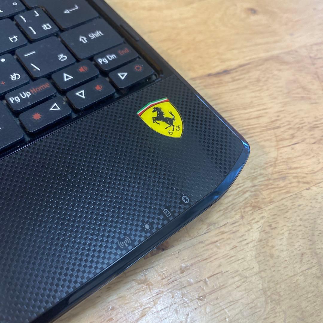 フェラーリワン 200 Acer Ferrari One 200 ノートPC