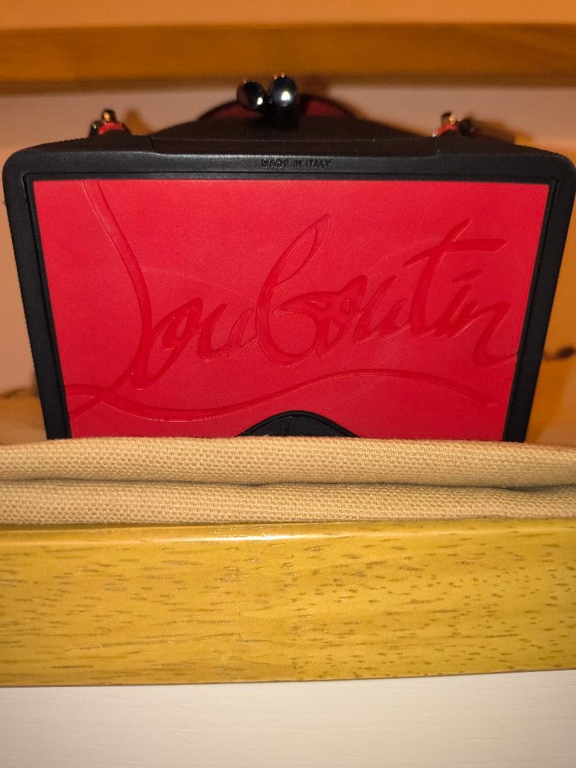 クリスチャンルブタン　エクスプローラーファンク　キーリング