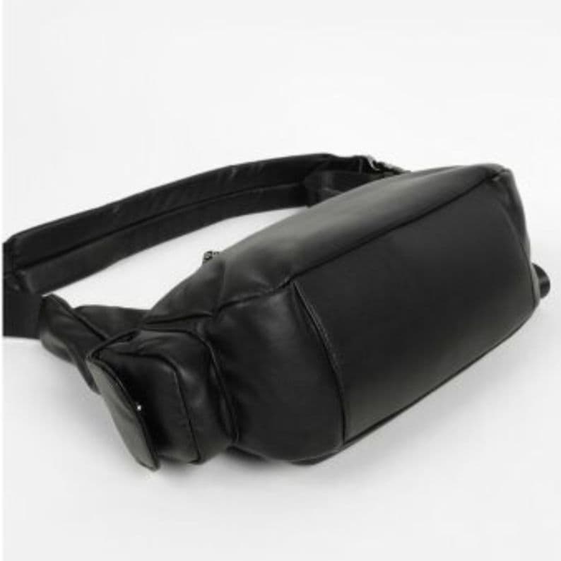 H13)) 新品★YAMADAYA nouer ボディバッグ