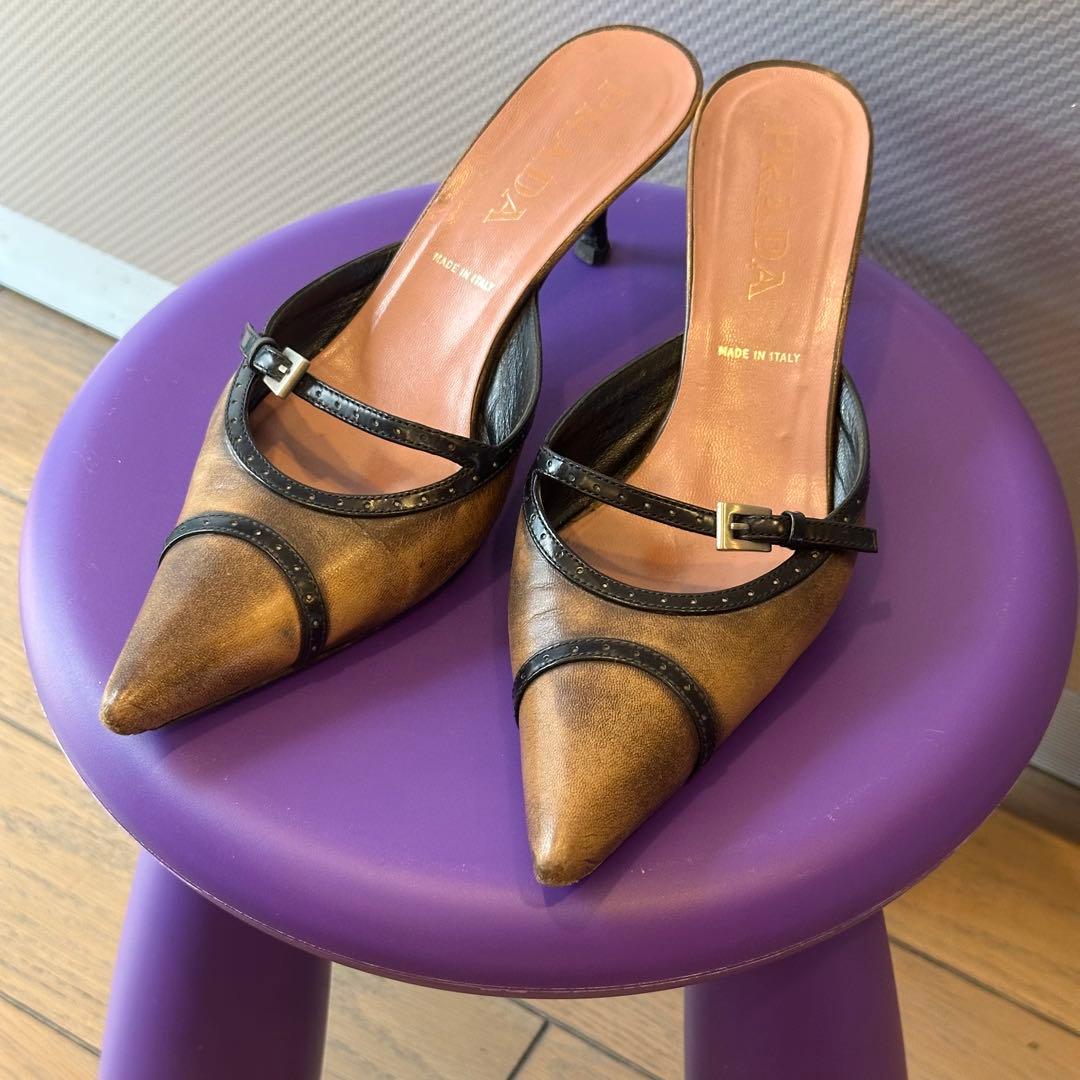 PRADA プラダ ポインテッドトゥミュール