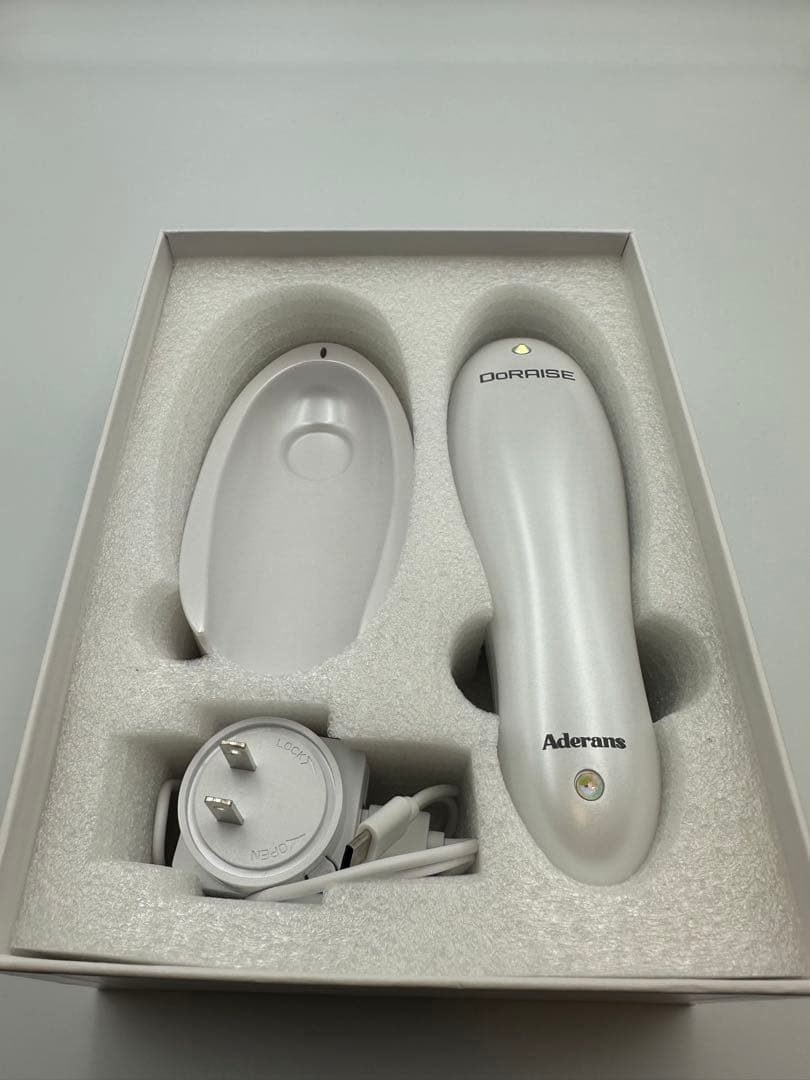 【美品・ほぼ未使用】DoRAISE ドゥライズ 電気リフトブラシ