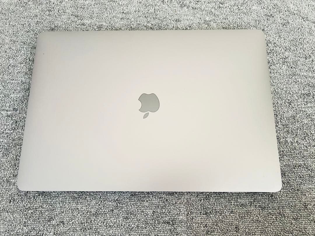 Macbook Pro 2019 16インチ i9-64gb-1TB