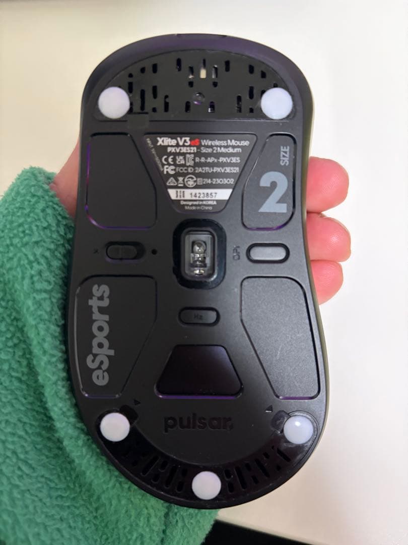 Pulsar Xlite V3 eS ワイヤレスマウス　ブラック