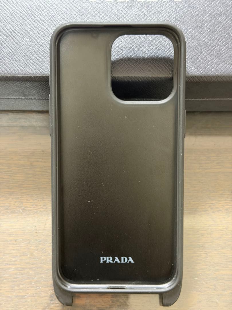 希少❣️PRADA プラダ iPhone15promax レザーケース ブラック
