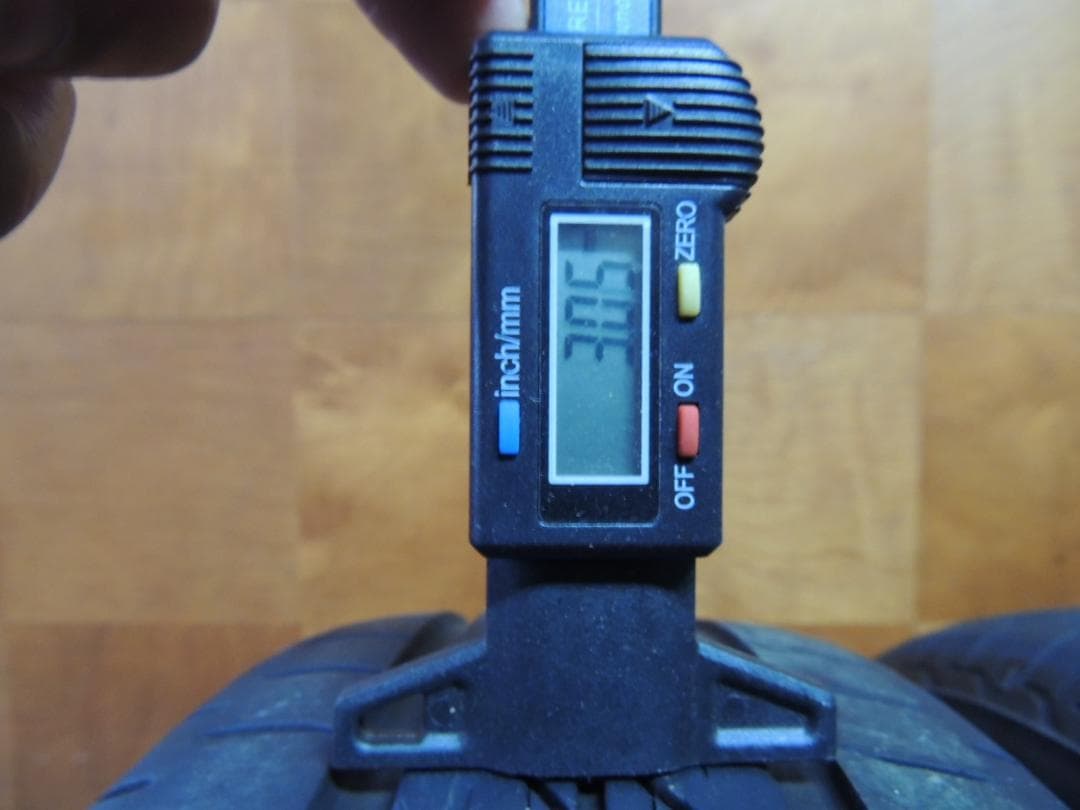 A41　155/65R14　ブリヂストン　4本　ステラに　トレッド面に傷有り