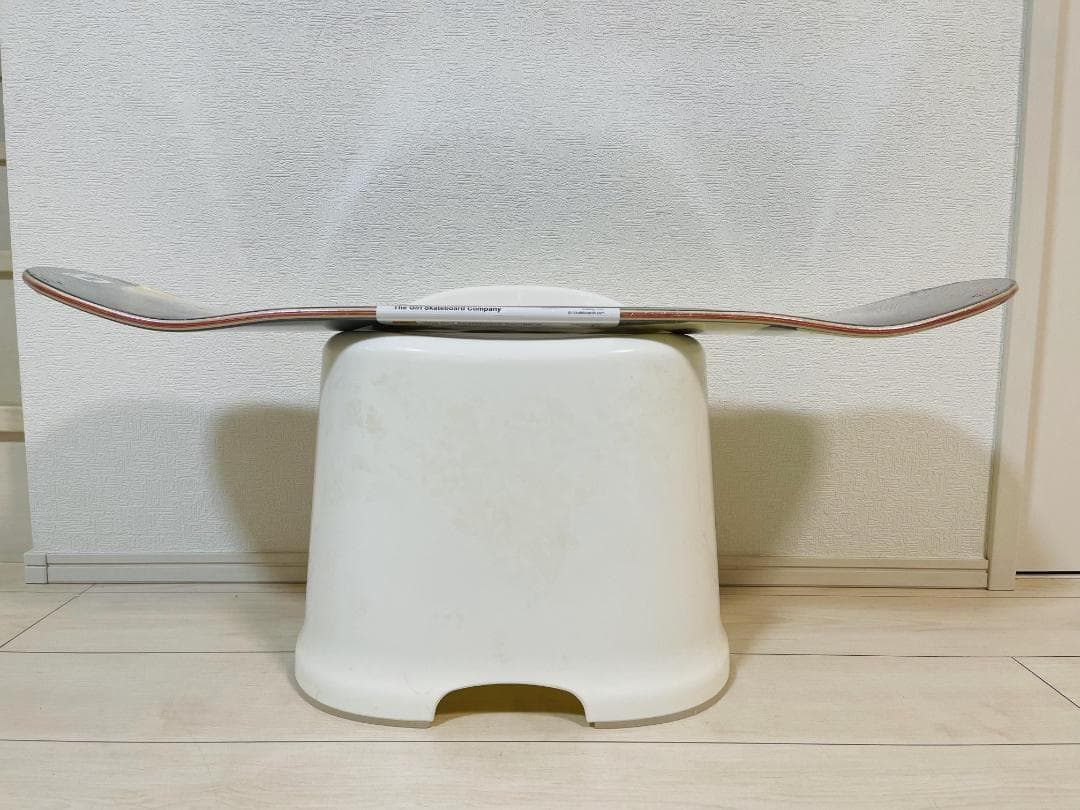 台湾製無地黒デッキテープ付きGIRL ガール　8.0デッキ　クロミ