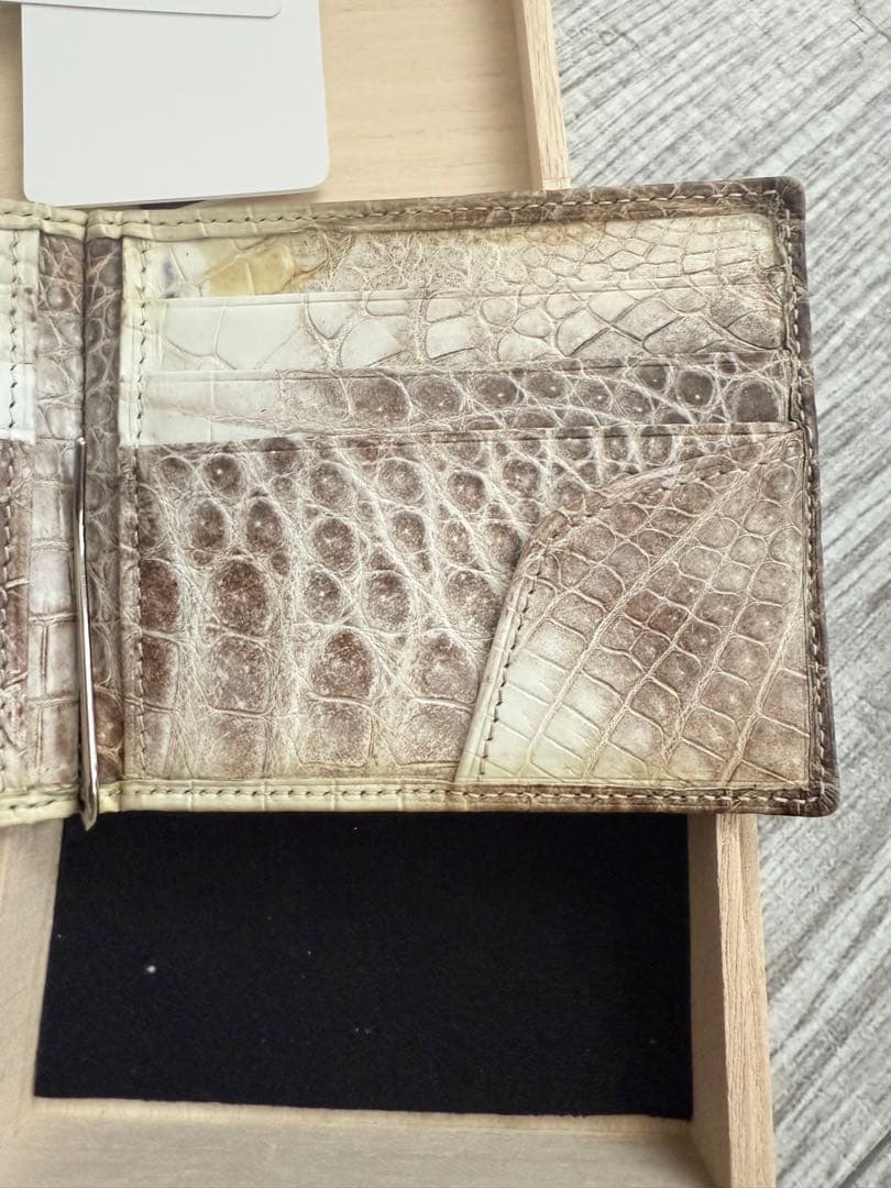 入手困難 日本製 ヒマラヤクロコダイル 一枚革 財布 マネークリップ 無双