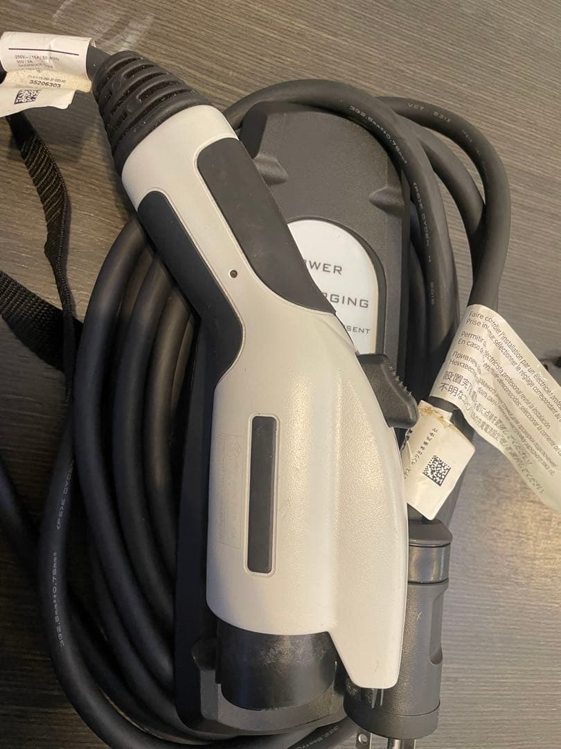 DELPHI ポータブル電気自動車充電器　ベンツ純正