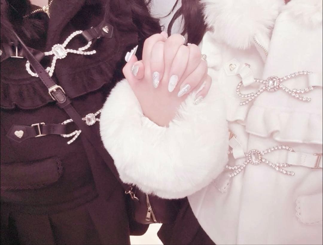 LIZLISA リズリサ ビジューリボンショートコート 白