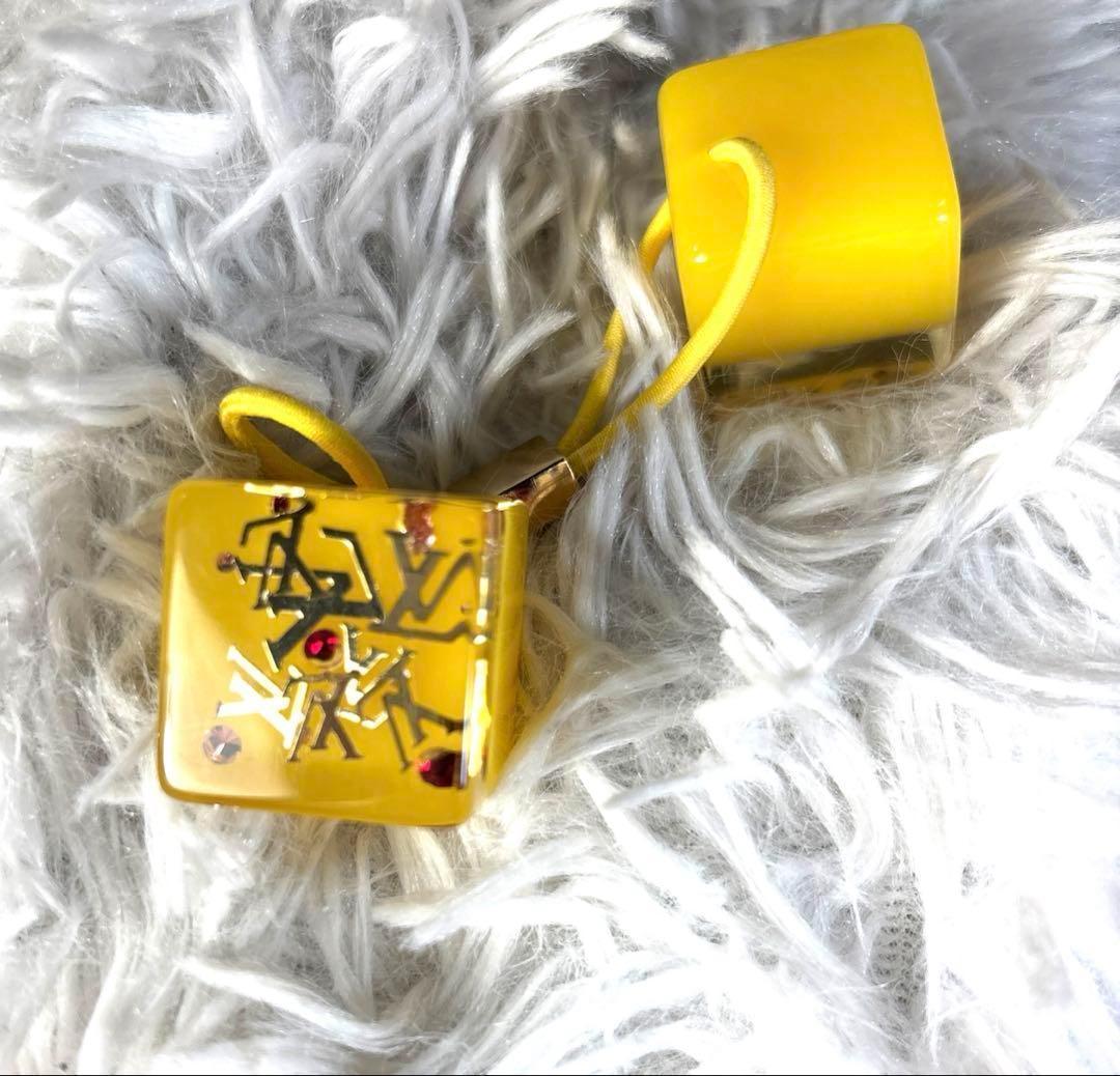 訳あり✨えりぴょん様　キューブ ヘアーゴム