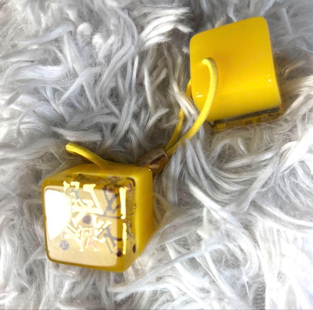 訳あり✨えりぴょん様　キューブ ヘアーゴム