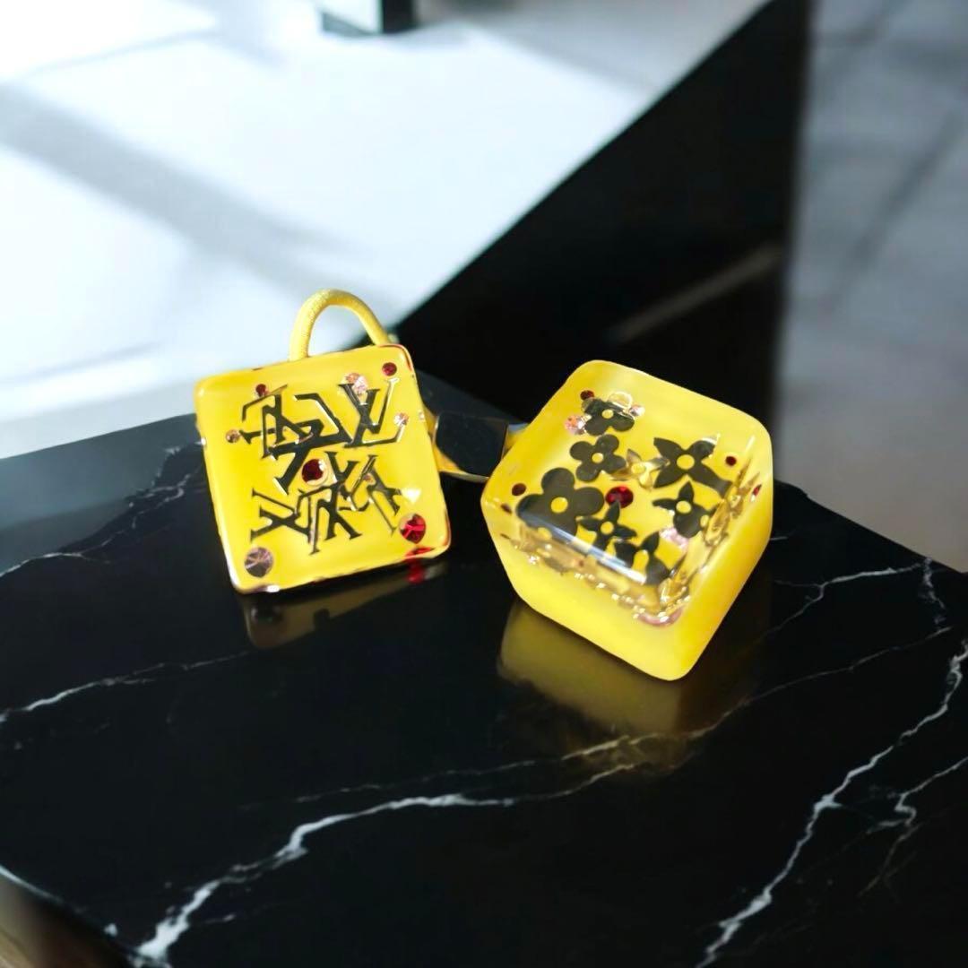 訳あり✨えりぴょん様　キューブ ヘアーゴム