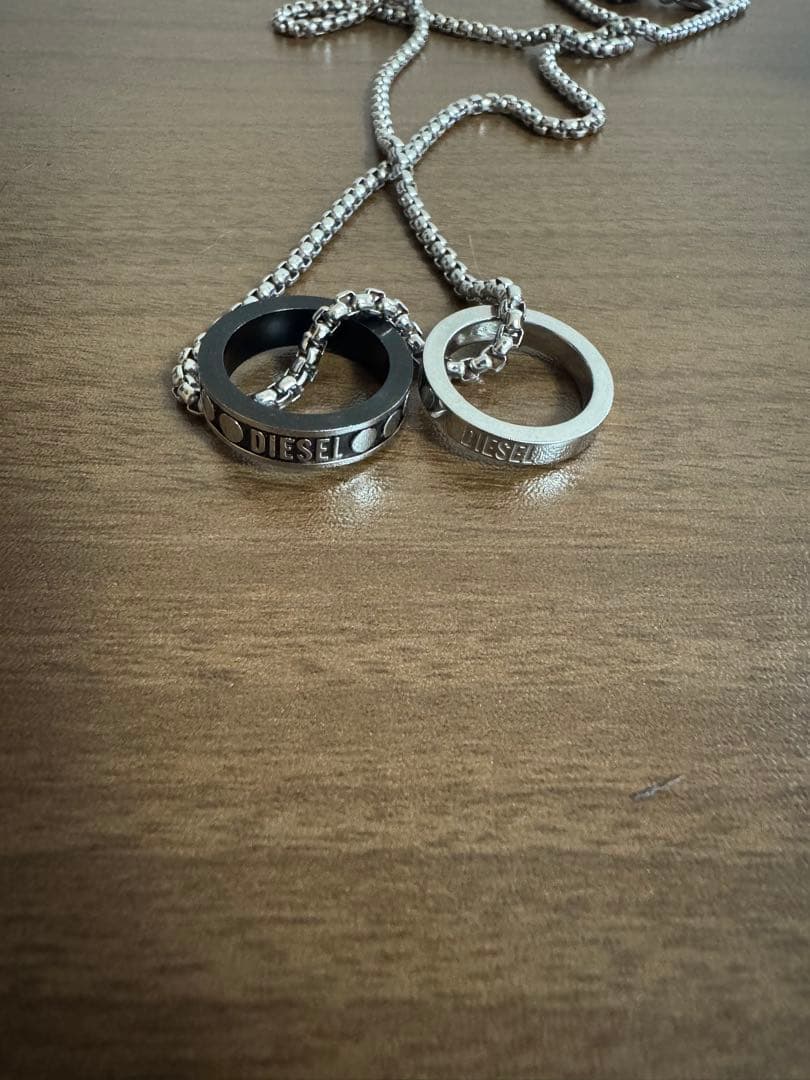 DIESEL ✨未使用級✨二重リングネックレス
