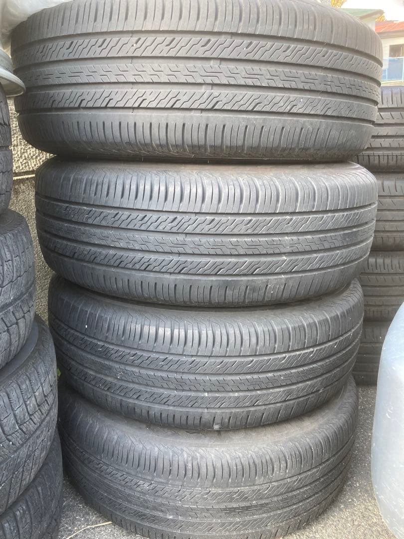 Sushiさん専用①タイヤ&ホイールほぼ新品！LEBEN 17インチ　225/