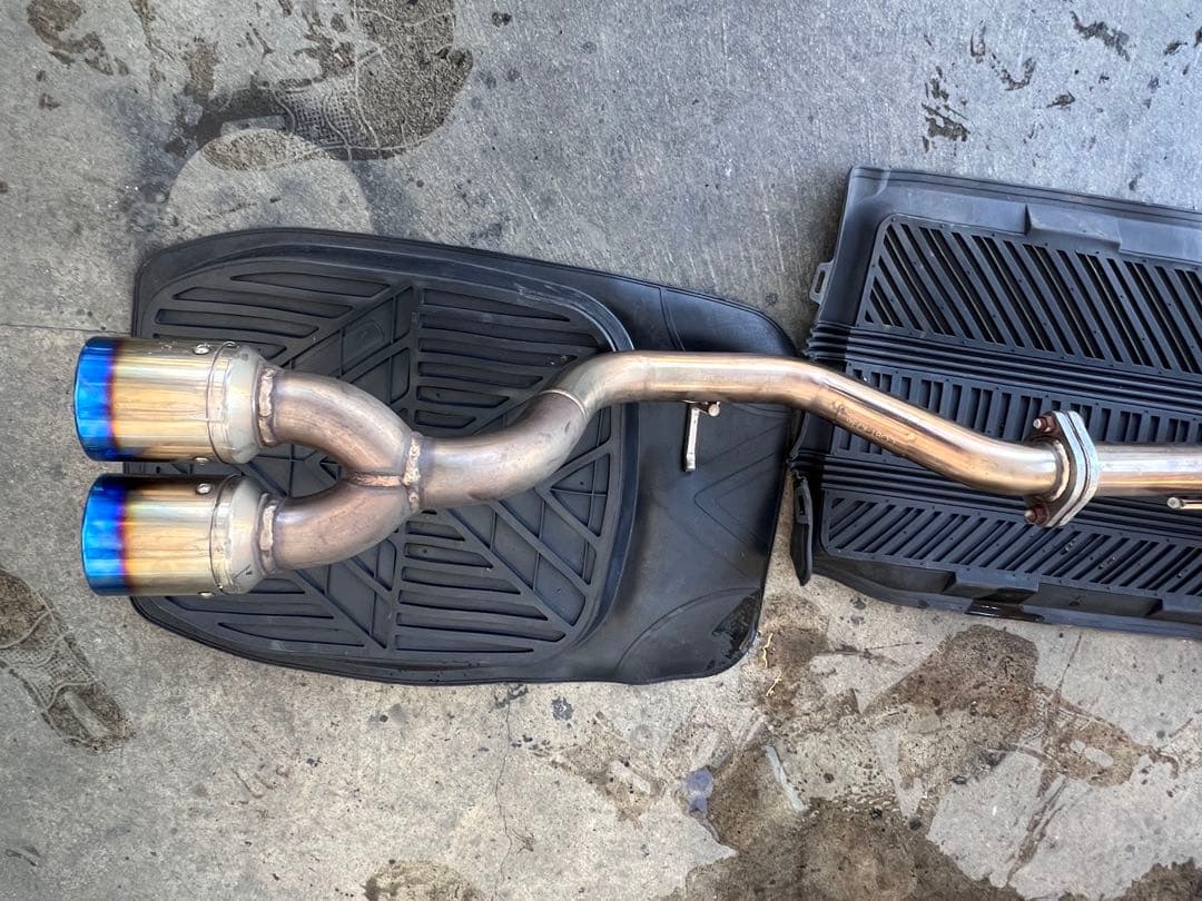 DA17 ロッソモデロマフラー　チタンカラー