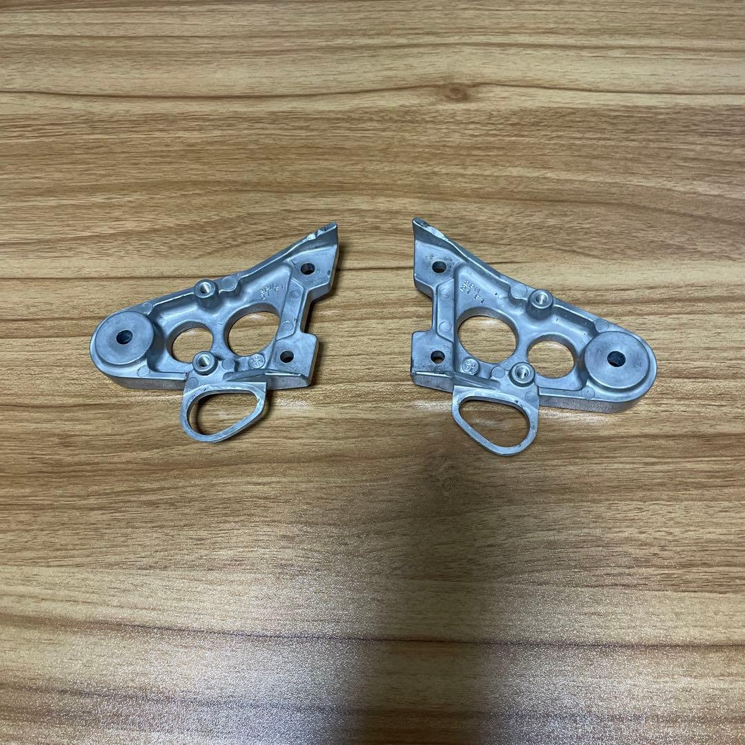 旧XSR900 ヘッドライトステー 左右セット