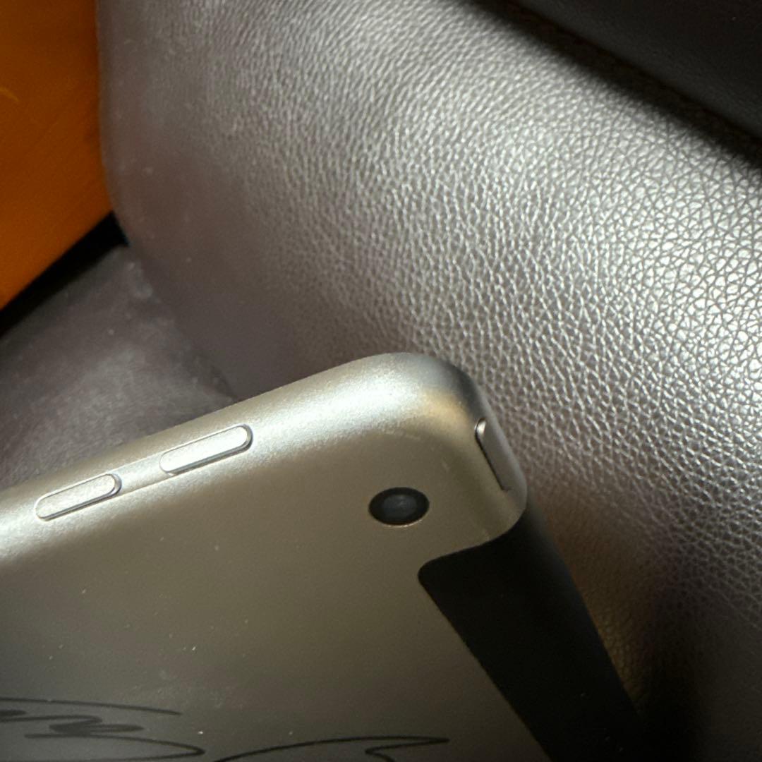 iPad（第5世代） 128ギガ