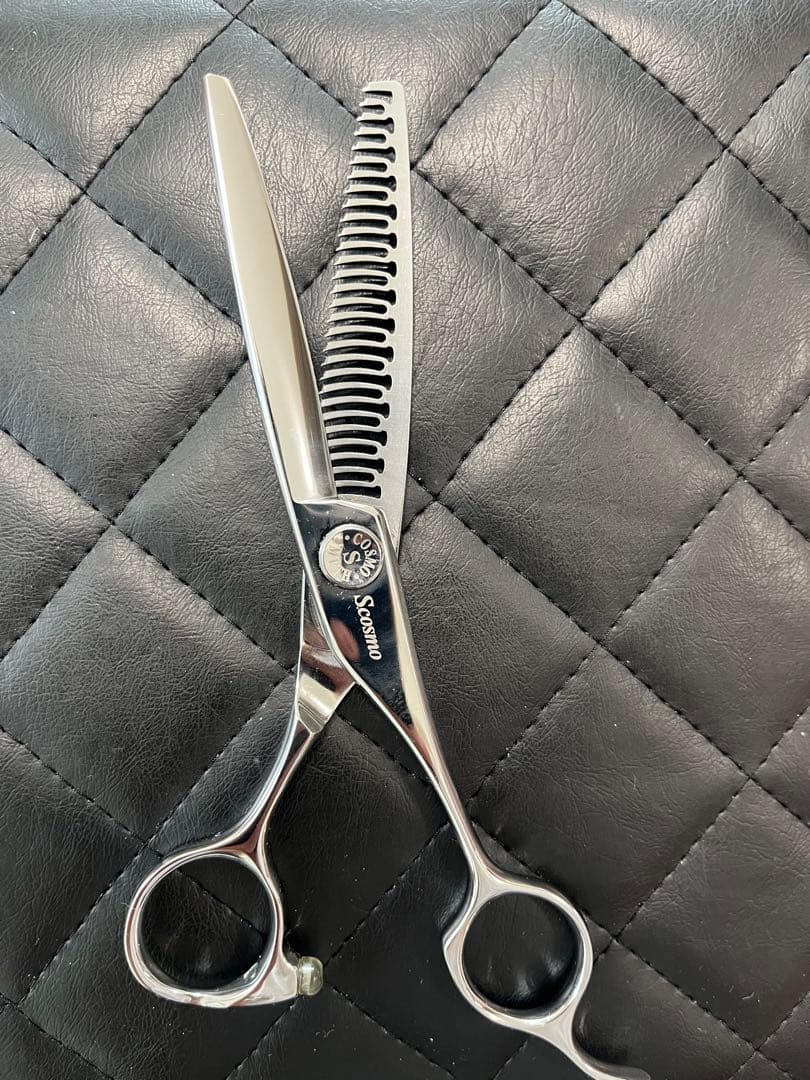 セニングシザー コスモスミス　コスモ　理容　美容　梳きバサミ