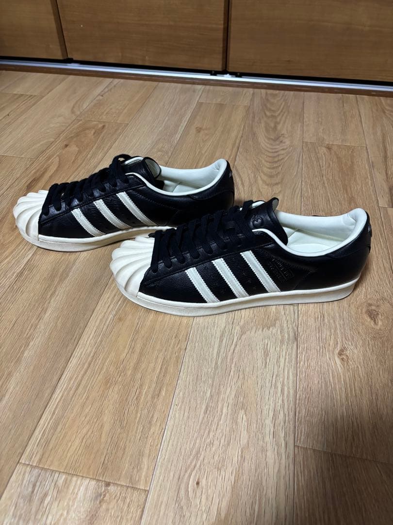adidas×thug club superstarスニーカー 箱付き
