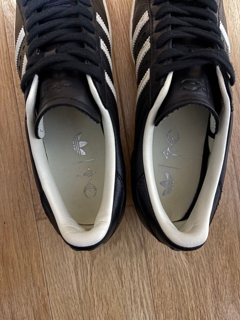 adidas×thug club superstarスニーカー 箱付き