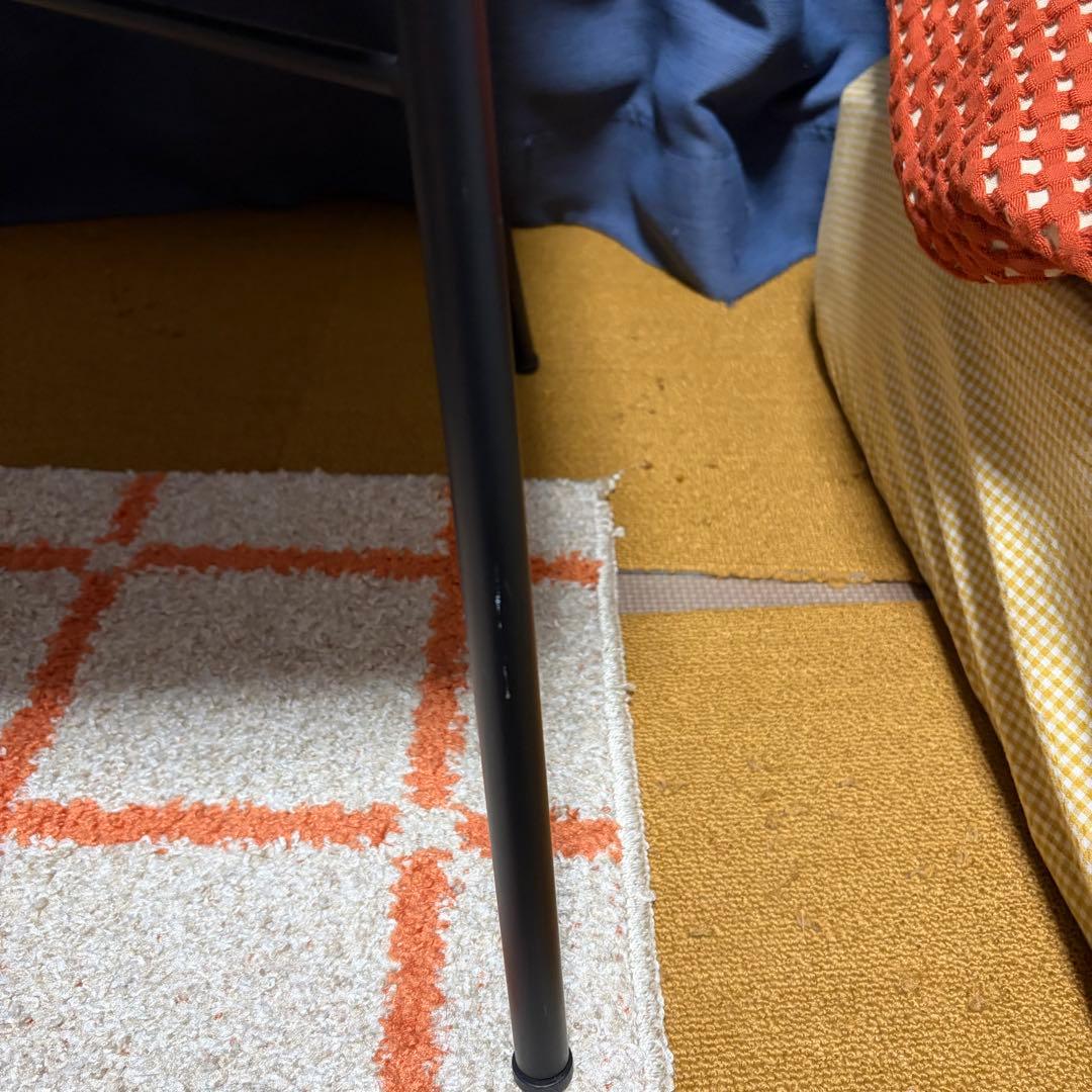 ニコアンド　椅子　リビングテリトリーシリーズ　レッド