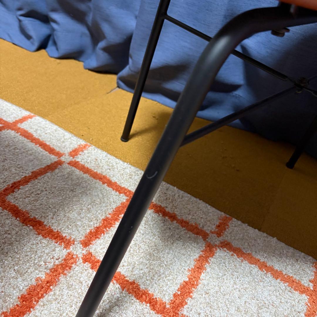 ニコアンド　椅子　リビングテリトリーシリーズ　レッド