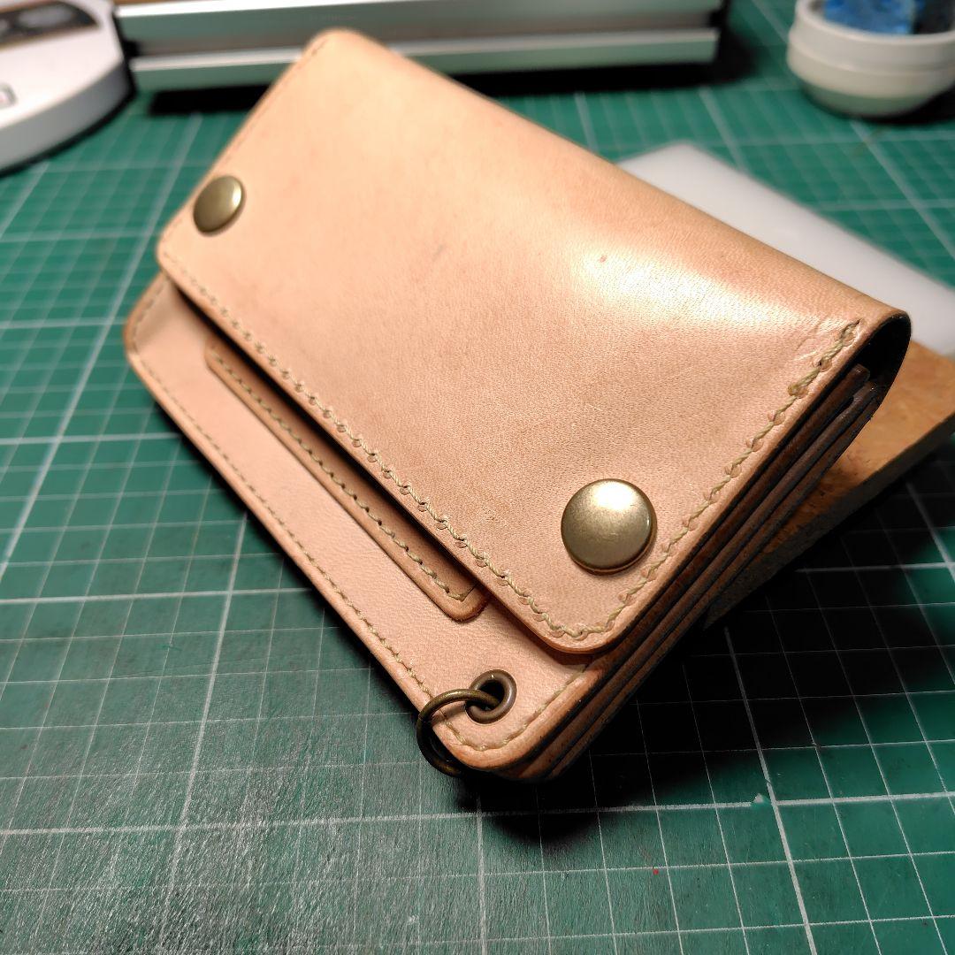 ハンドメイド　牛ヌメ革　ミドルトラッカーズウォレット