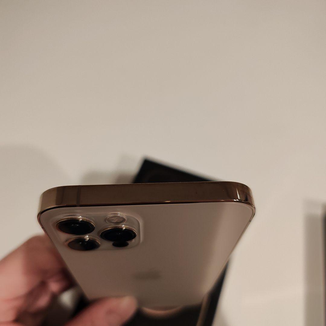 Apple iPhone 12 pro 128GB ゴールド　SIMロックなし