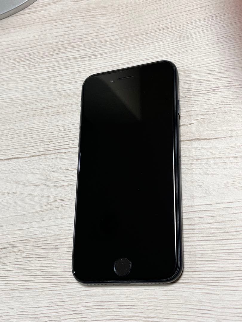 Apple iPhone SE第3世代64GB simフリー バッテリー91%